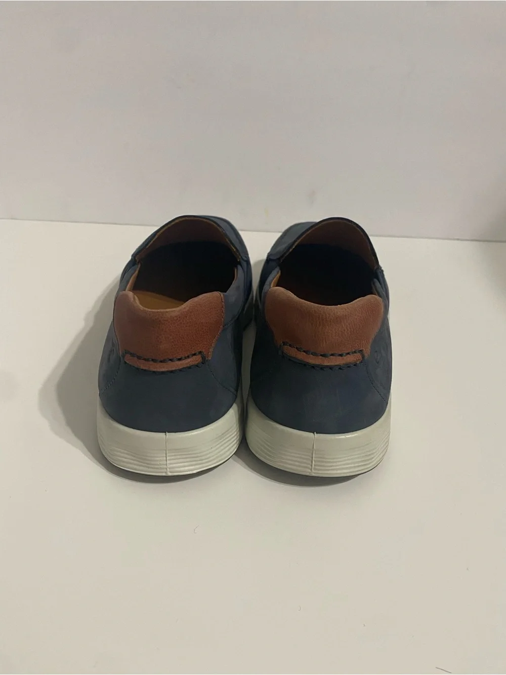 ECCO MEN'S S LITE MOC SLIP-ON Perforated Leather Size 7-7.5 New No Box
